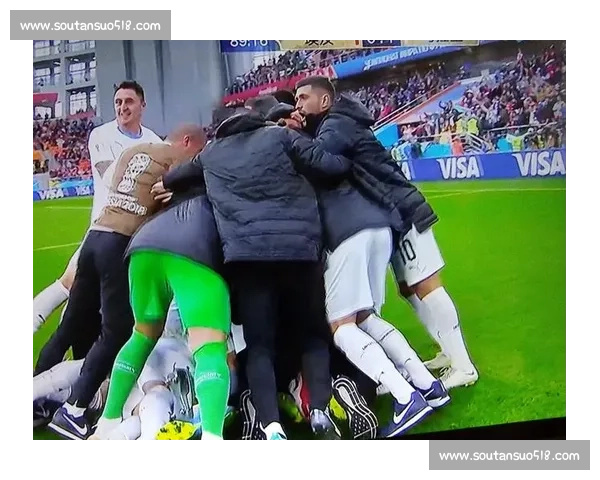 告别赛场的最后时刻 勇者的荣耀与不舍瞬间